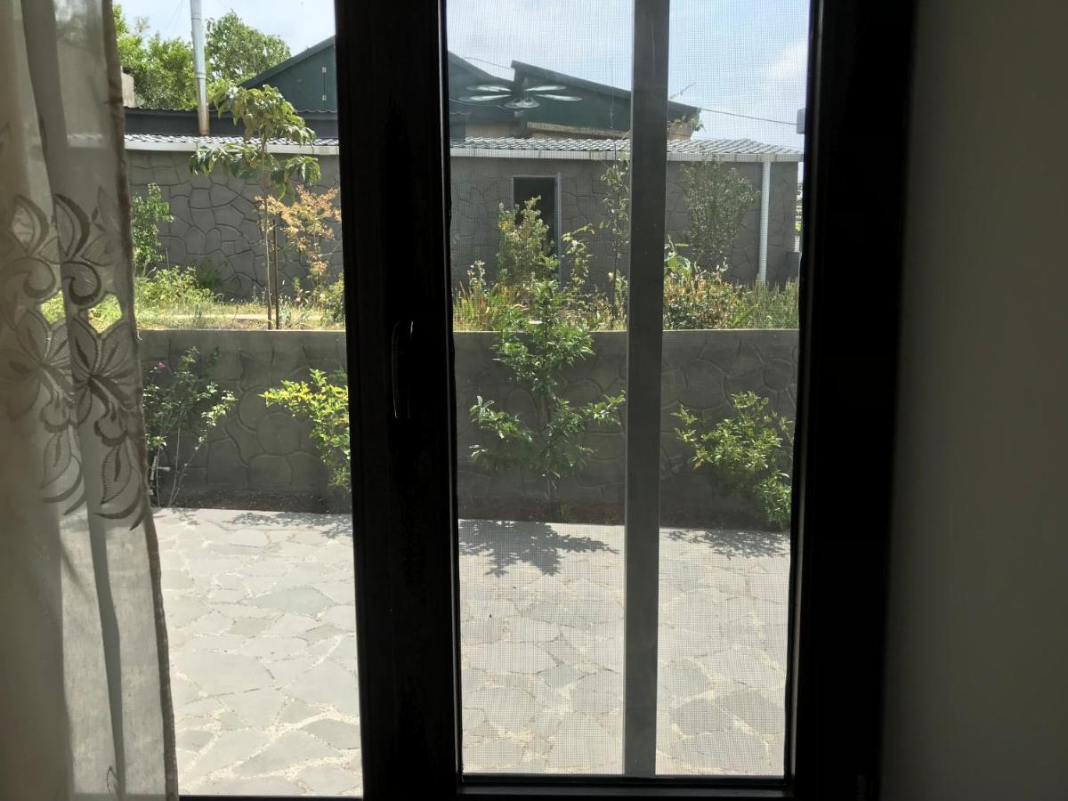 Guest House Eden Τυφλίδα Εξωτερικό φωτογραφία